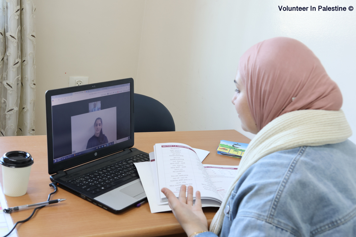 7 Best Online Arabic Programs for 2025